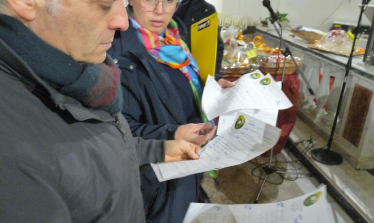 00 Tombolata di Beneficenza Alema, premiazioni Presepi e 2° Torneo di Scopone - Giovanni Coppola_ Alema 19-01-2025 (10)