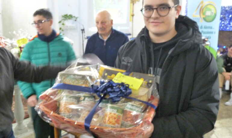 00 Tombolata di Beneficenza Alema, premiazioni Presepi e 2° Torneo di Scopone - Giovanni Coppola_ Alema 19-01-2025 (44)
