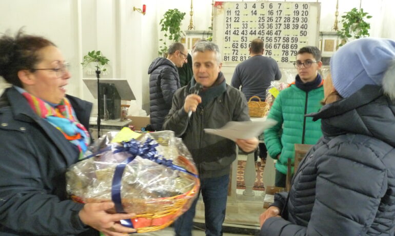 00 Tombolata di Beneficenza Alema, premiazioni Presepi e 2° Torneo di Scopone - Giovanni Coppola_ Alema 19-01-2025 (83)