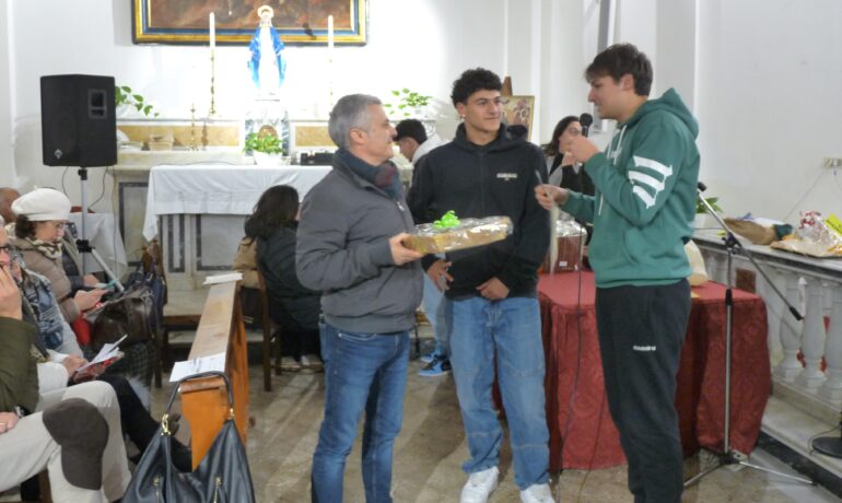 00 Tombolata di Beneficenza Alema, premiazioni Presepi e 2° Torneo di Scopone - Giovanni Coppola_ Alema 19-01-2025 (90)