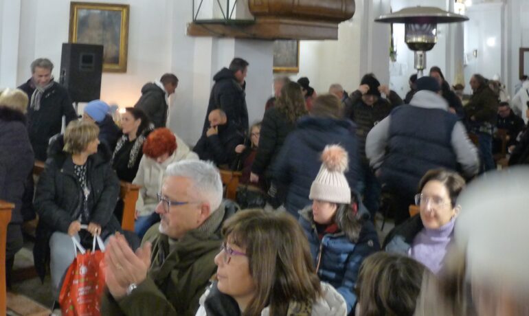 00 Tombolata di Beneficenza Alema, premiazioni Presepi e 2° Torneo di Scopone - Giovanni Coppola_ Alema 19-01-2025 (93)